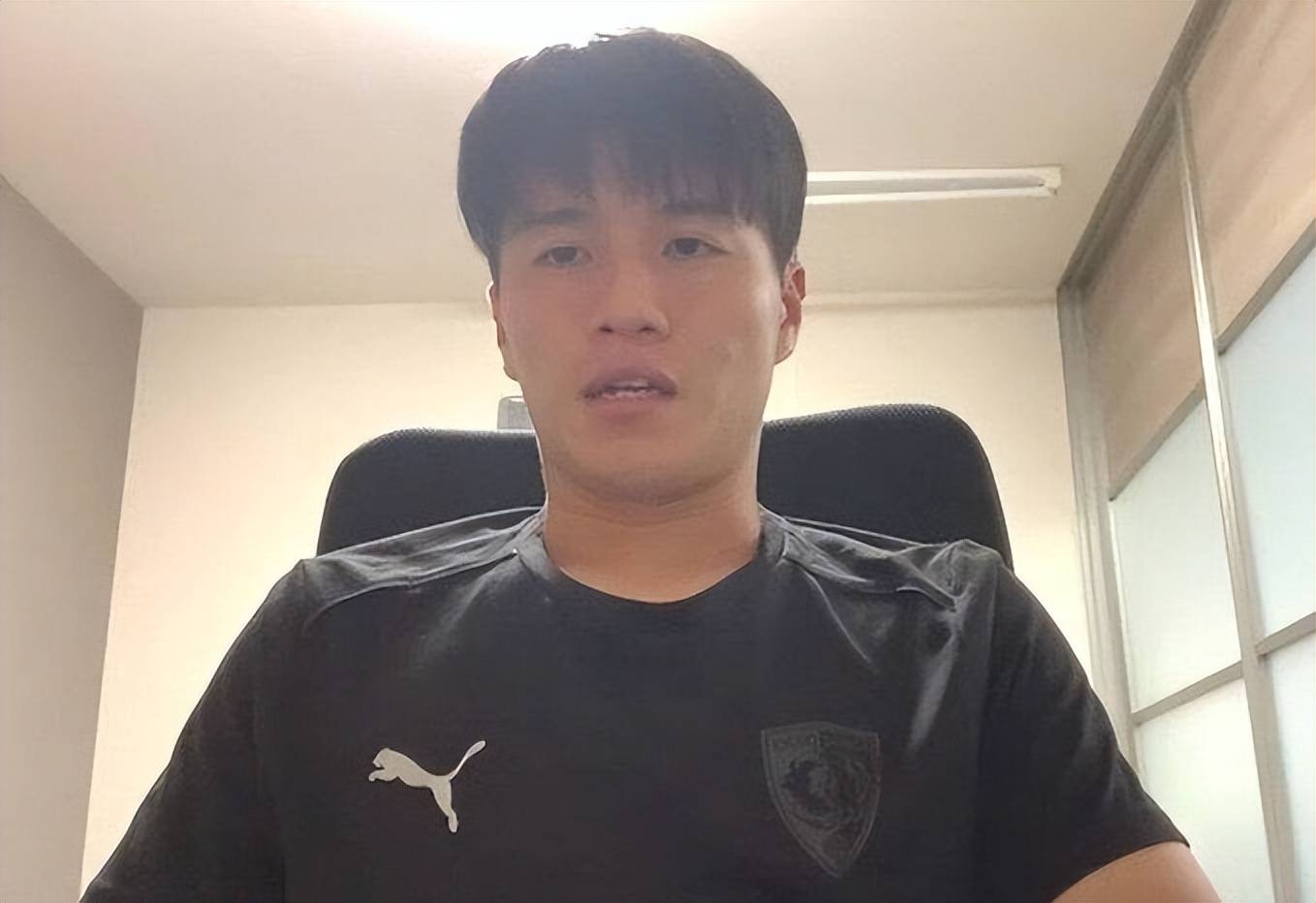 日本23岁国脚加盟德甲：从学生兵到J联赛主力，成长之路可供学习