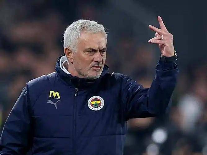 0欧冠+5000万大笑话！穆帅成垫脚石，卸磨杀驴让谁现原形？